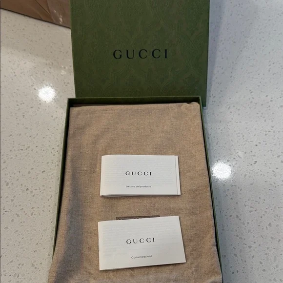 Gucci Red and Blue Graphic lifestyle Notebook authentic Gift Set - Picture 6 of 10